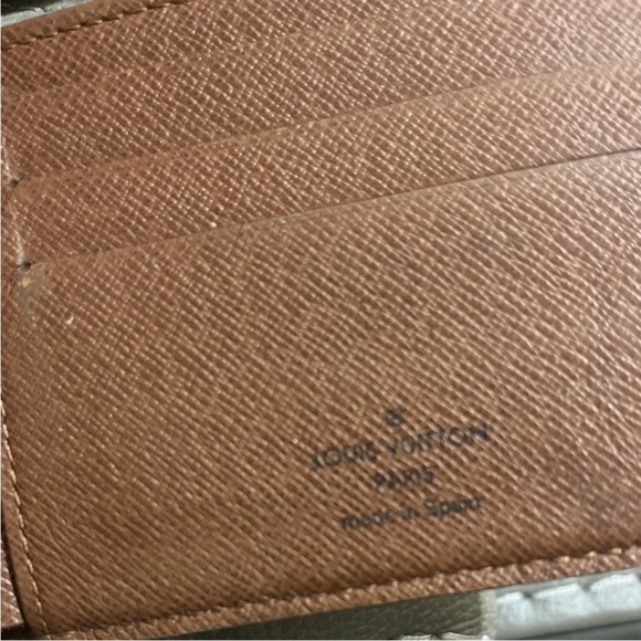 Louis Vuitton Brown Canvas Monogram LV Men's Bifold Wallet - Picture 14 of 15